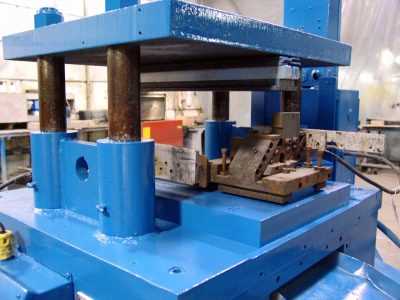 Dahlstrom Cut-Off Press