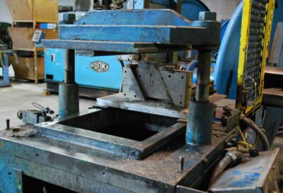 Used 12 Ton Cut-Off Press