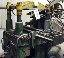 25 Ton x 1/2″ SAMCO #HP 25, 4-Post Pneumatic Cut-Off Press
