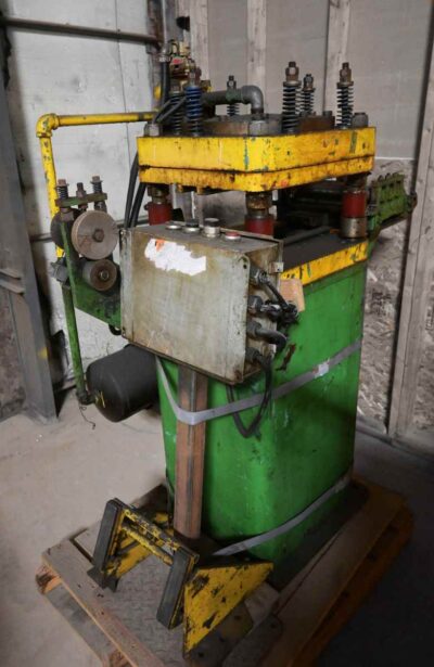 Pneumatic Cut Off Press