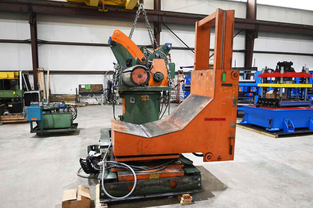 Bradbury Double Uncoiler Motorized